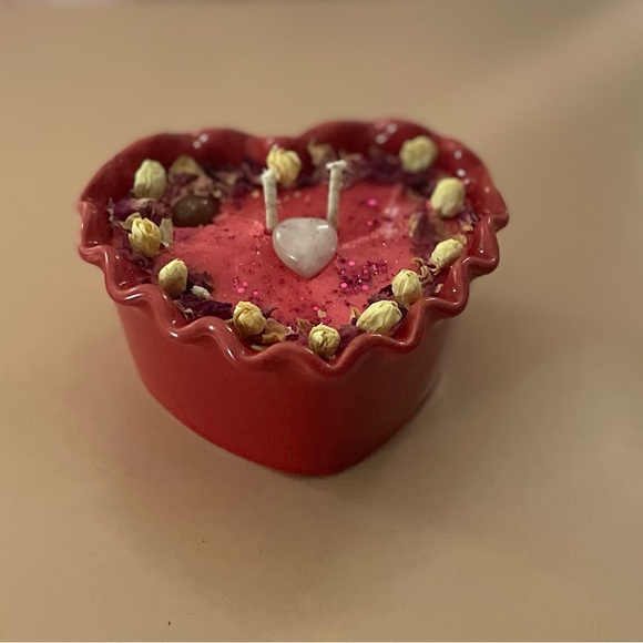 Valentines Day Passionate Love Manifestation Candle โค๏ธ๐ฎ๐ฏ๏ธ - Picture 3 of 4